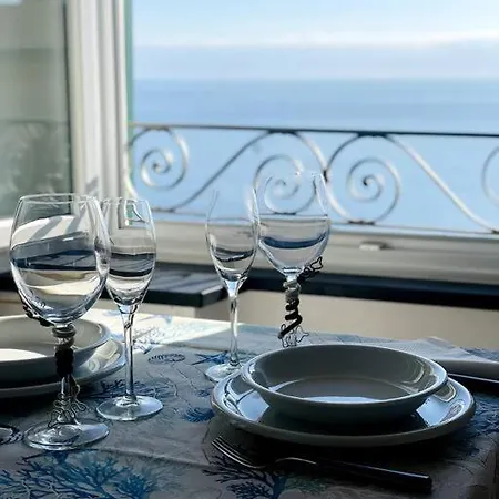 Moonlight In Boccadasse Apartment